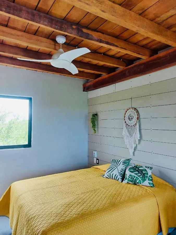 Hotel Holboxian 0*,
